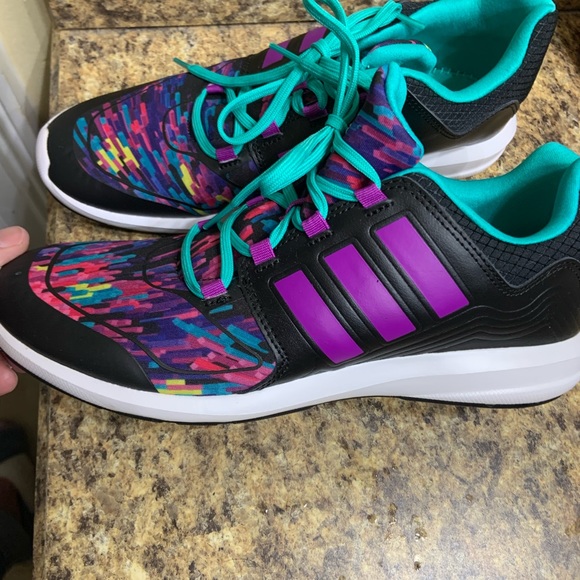 NWOT Adidas sneakers - Picture 2 of 4